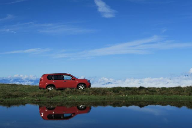 エクストレイルの燃費はどのくらいなの？ライバル車との比較や向上させるコツ