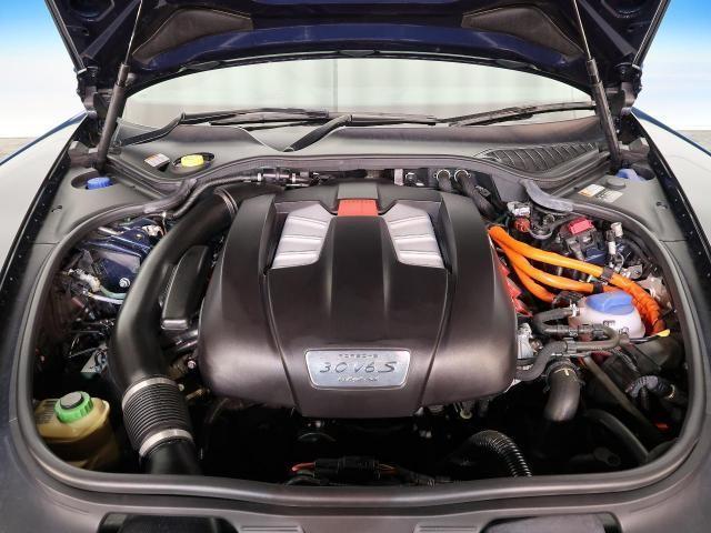 ポルシェは中古がお買い得!選び方や中古で買う際の注意点を解説