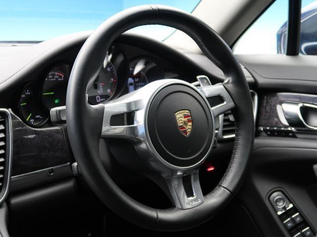 ポルシェは中古がお買い得!選び方や中古で買う際の注意点を解説