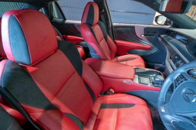 LFA 中古車市場の最新価格相場は?お得に購入する方法も解説