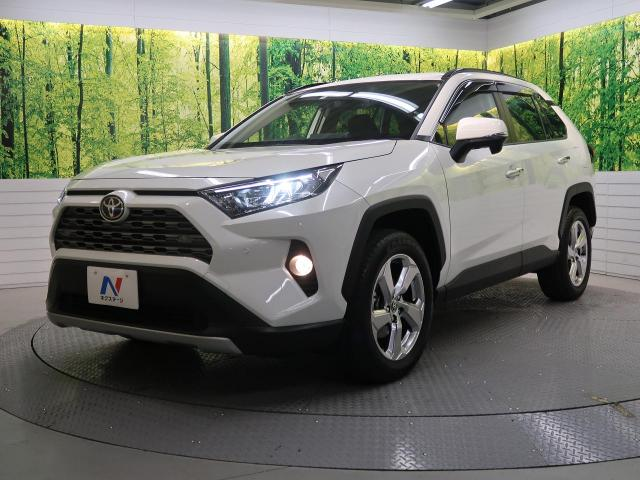 歴代rav4の燃費を総まとめ フルモデルチェンジした最新型はなにが違う 新車 中古車の ネクステージ