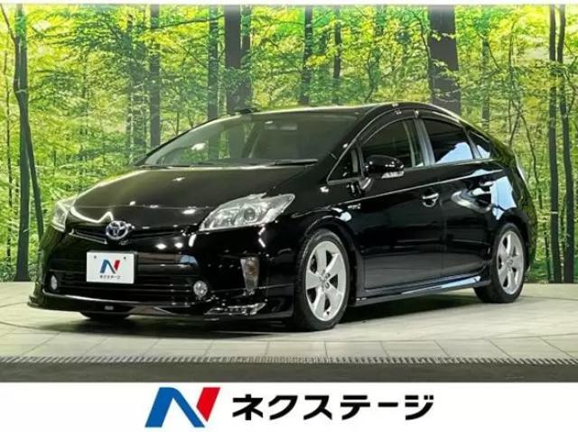 プリウスPHVのAプレミアムとは？プリウスとの違いや中古車相場