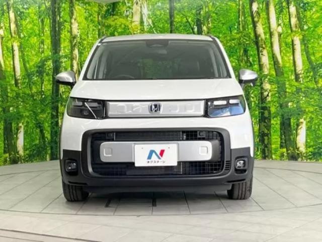 フリードのフロントマスク