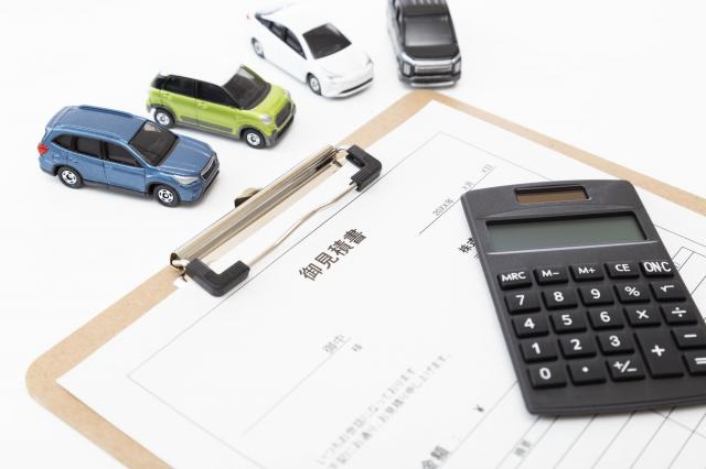 トヨタ・プリウスαの中古車相場とは？モデルチェンジ前後やライバル車の違い