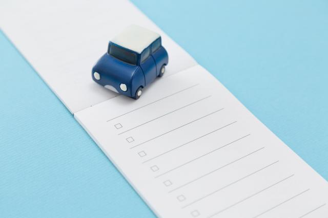 トヨタ・プリウスαの中古車相場とは？モデルチェンジ前後やライバル車の違い