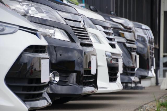 レクサスの新型ミニバン「LM」とは?日本登場モデルの特徴を紹介