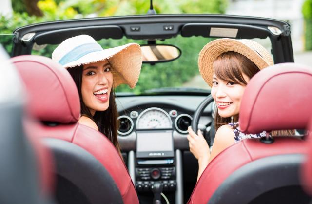 オープンカー種類別の人気はどれ?新車・中古車価格も紹介