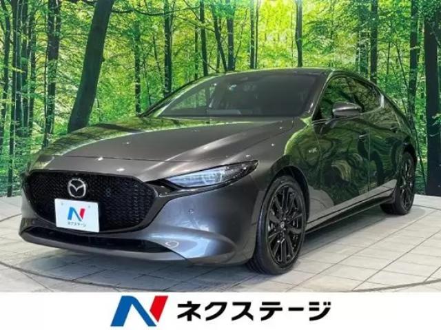 MAZDA3の燃費を他車と比較解説！省燃費につながるコツとは？