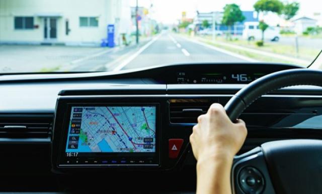 カーナビを使ってドライブ