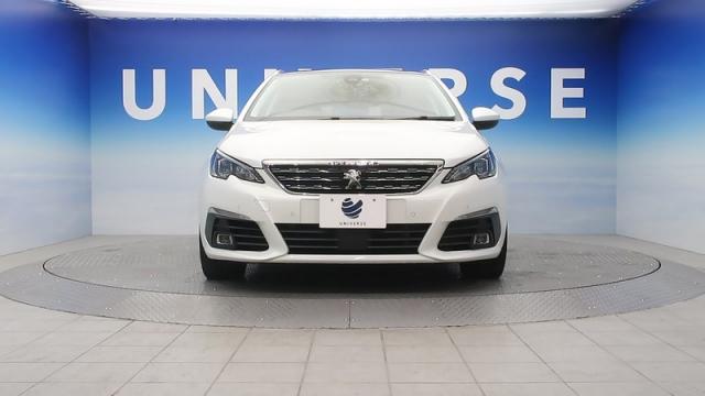 プジョー 308がマイナーチェンジ！消えたエンジンとグレードの魅力とは？