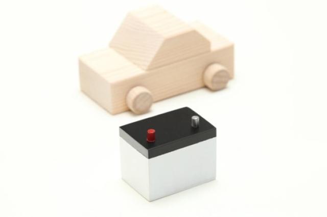 軽自動車のバッテリー交換が必要となるサインとは?点検方法も紹介
