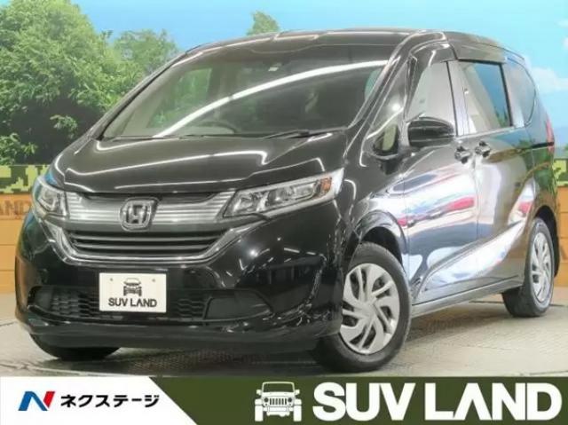 フリードは5人・6人・7人と乗車人数が選べる!フィットとの住み分けとは?