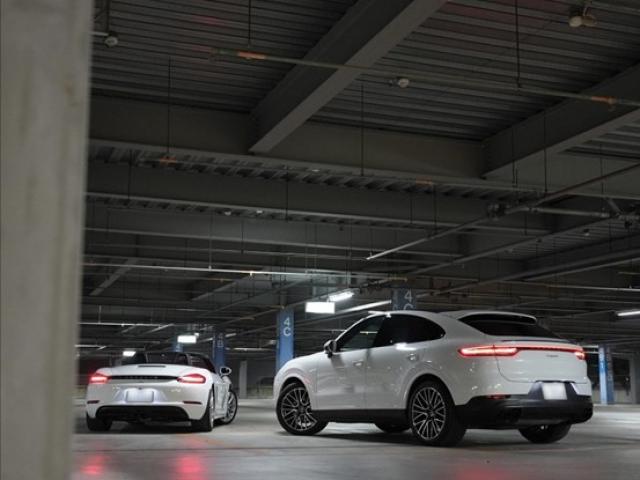 ポルシェ初のフル電気自動車「タイカン」が大幅改良？特徴と改良予想