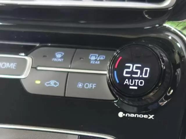 アクアの内装はフルモデルチェンジで変わったの？変化やグレードの違い