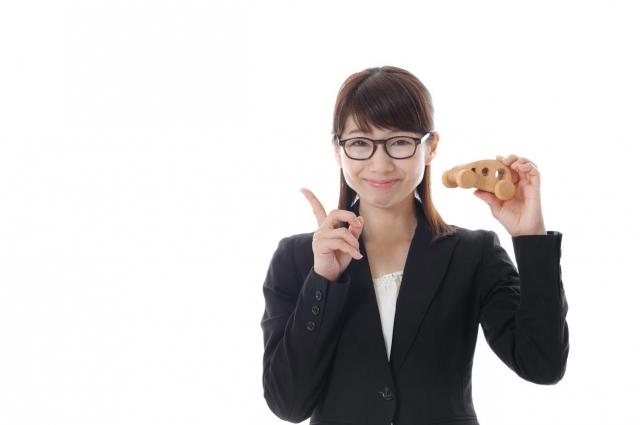 自動車保険に安い任意保険があるのはなぜ？料金の仕組みや安くする方法を紹介