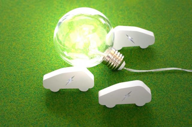 マツダ EV車 MX-30世界初公開！マイルドハイブリッドデビューの内容やEV発売の時期はいつ？