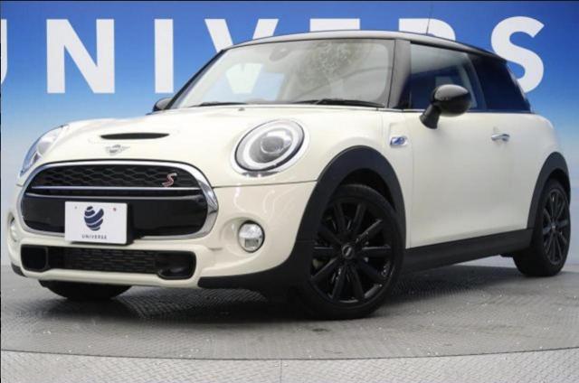 ポロ GTIとは?特徴や性能とライバル車を解説