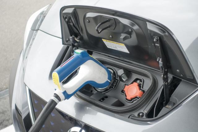 ボルボ XC60の特徴は優れた燃費性能!中古車価格を含めて徹底解説!