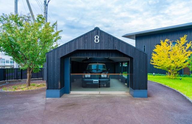 ベントレー フライングスパーはどんな車？ライバル車とあわせて紹介！