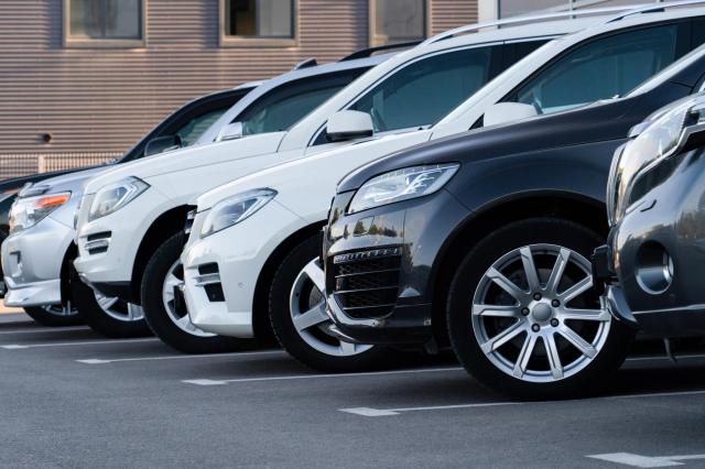 ベントレー フライングスパーはどんな車？ライバル車とあわせて紹介！