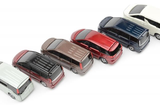 ノア W×B2とは?ノーマルやW×B3・ライバル車と価格スペックを比較