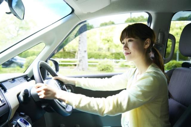 エクストレイルの燃費はどのくらい？ライバルSUVと燃費を徹底比較