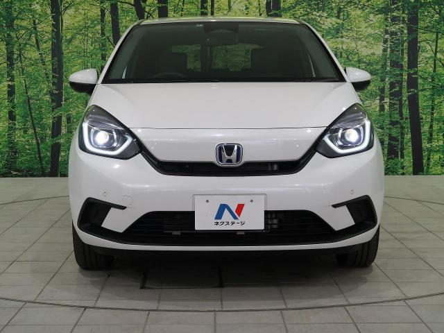 フィットで車中泊に適した車種!マットなどの必須アイテムを紹介