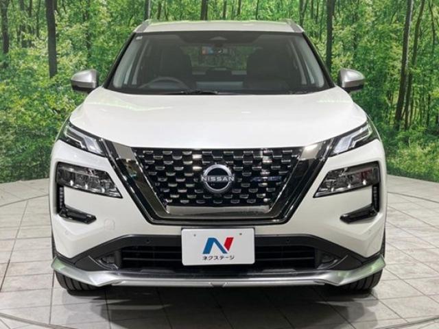 エクストレイルのフロントグリル