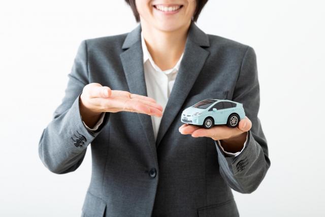 トヨタFJクルーザーのスペックや人気の理由とは?似ている車種も徹底解説