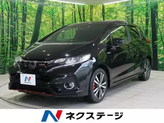 アバルト595のスポーツタイプ「F595」!500との違いや似ている車種は?