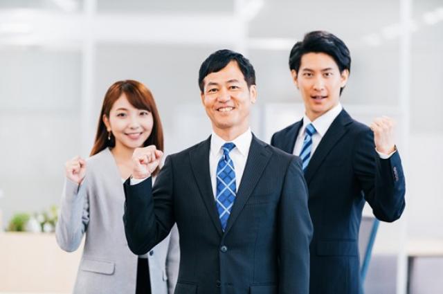 マーチ ニスモSとは?スペックや乗り心地・維持費・ライバル車を徹底解説!