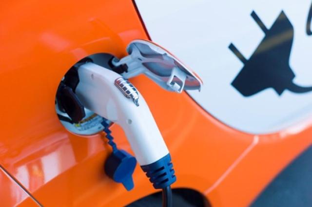 三菱の小さい車の種類とは?販売車種や生産終了車種をご紹介