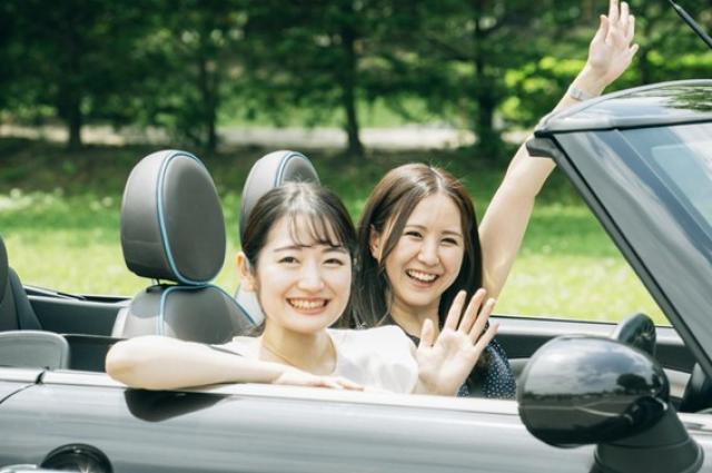 レクサスのオープンカーを紹介!現行モデル・歴代モデル・中古車情報も解説