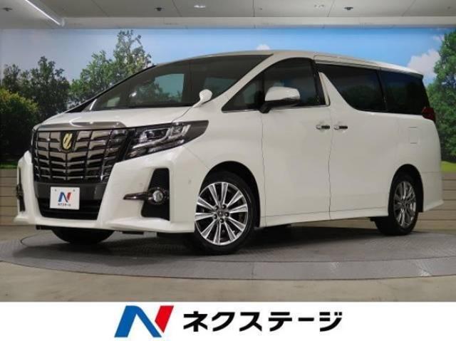 レクサスLMはどんな車?アルファード・ヴェルファイアとの関係性や特徴とは