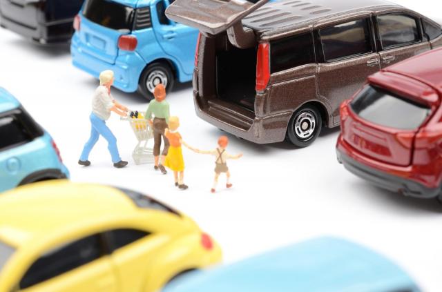 自動車販売シェアの傾向は下がっているの？国産車や輸入車の傾向と中古車市場