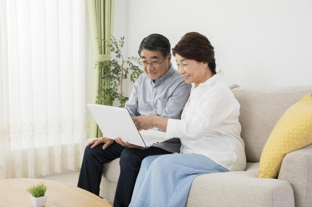 65歳以上の車購入で給付金最大10万円！令和3年度のサポカー補助金を解説