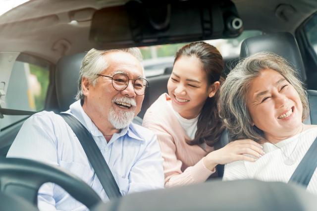 65歳以上の車購入で給付金最大10万円！令和3年度のサポカー補助金を解説