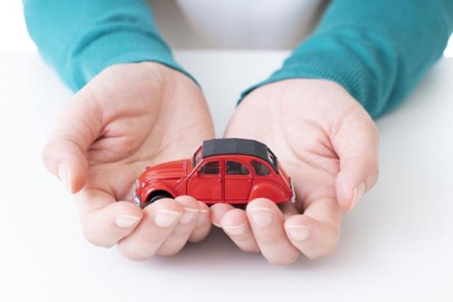 中古車購入の手付金は必要?相場と支払いタイミング、返金の有無を解説