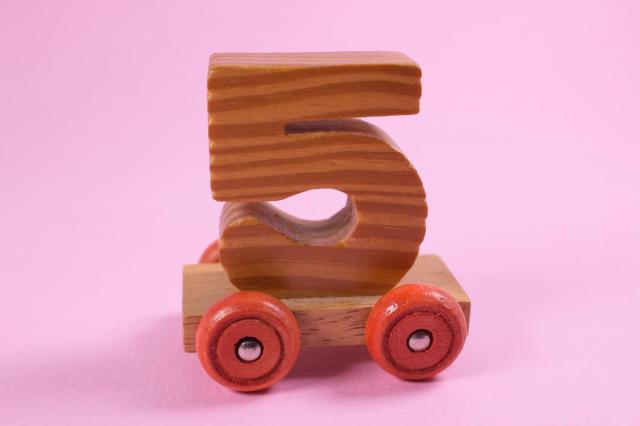 車の購入費用の内訳は？安く抑えるコツや維持費・おすすめ中古車も紹介！