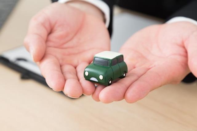 個人事業主が車を購入する際の勘定科目と経費処理の基礎知識