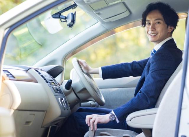 車買取で代車は借りられる？業者・ディーラー別の貸出条件と利用時の注意点