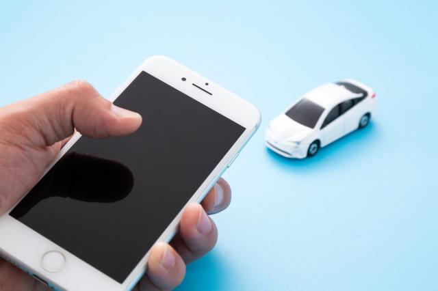 ネット査定で車の買取相場を調べる方法やチェックされる項目をご紹介!