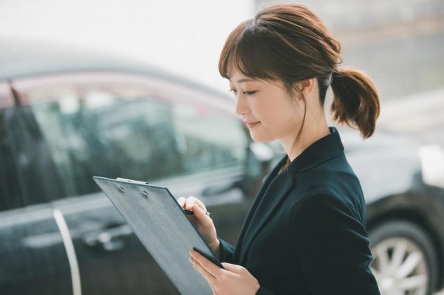 車の大体の査定額を調べよう!乗り換えのローンの借入額を減らすコツもご紹介