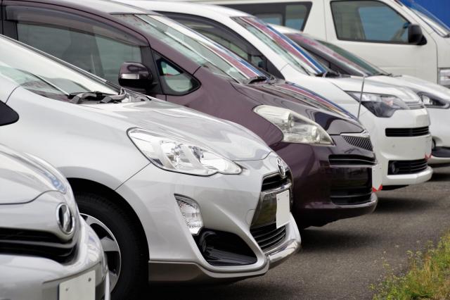車の大体の査定額を調べよう!乗り換えのローンの借入額を減らすコツもご紹介