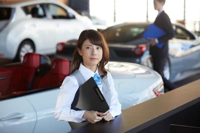 フルモデルチェンジ後の旧型車はいつ買うのがお得？狙い目のタイミングを解説