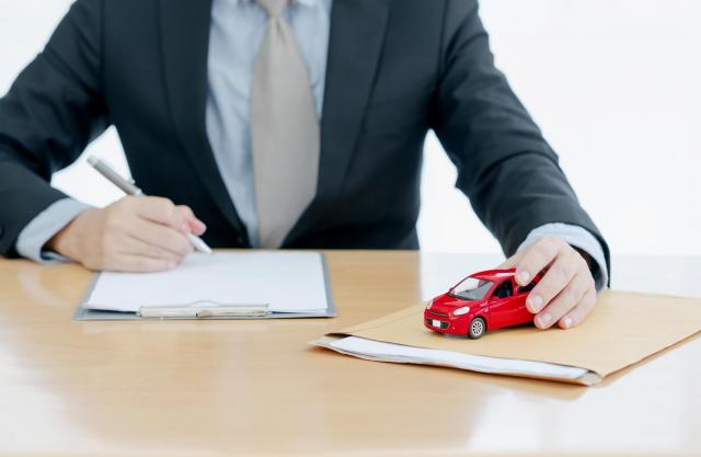 自動車の下取りで印鑑証明は何通あればいい？必要な理由や注意点と発行方法