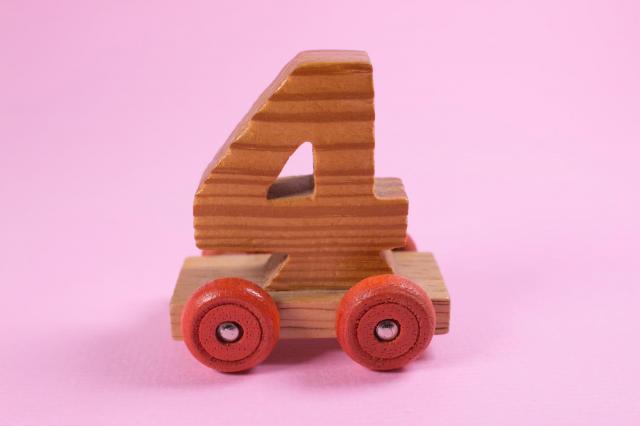 自動車の残価設定ローンとは？カーリースとの違いやメリットと注意点を解説！