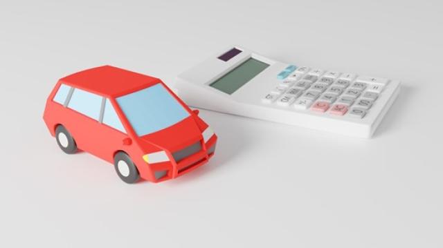 車のおもちゃと電卓