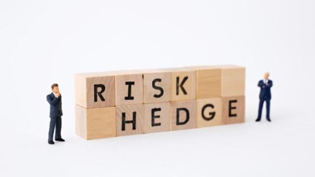 車買取後の名義変更トラブル事例は？対処法や防止策、ポイントを解説