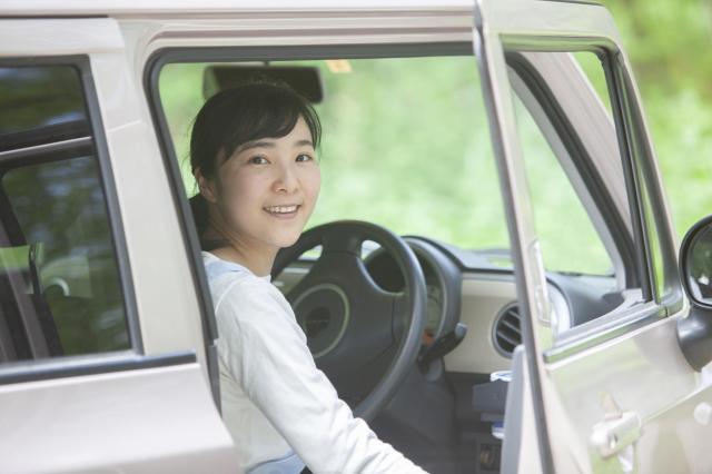 勤続年数1年未満でもマイカーローンは利用できるの？車を購入するコツを解説